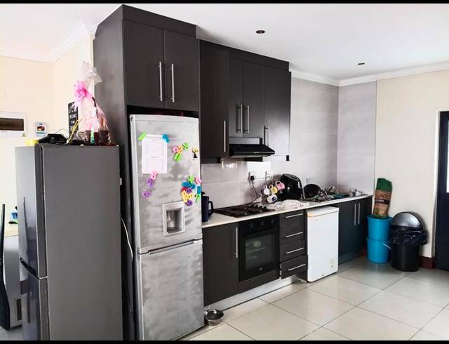 3 BEDROOM PROPERTY TO RENT IN GOODWOOD CENTRAL